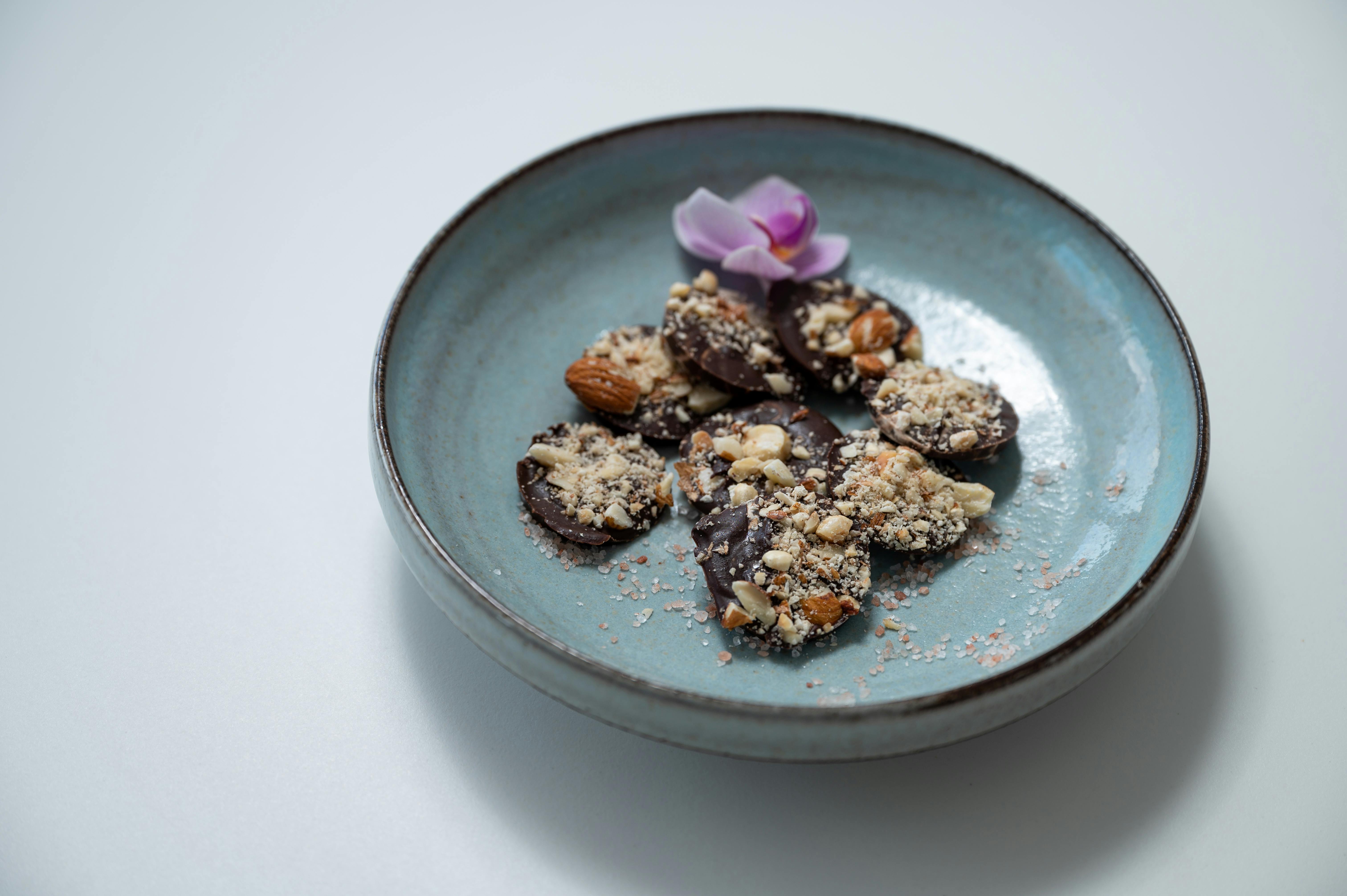 Smart Ways to Create Quick Keto Desserts in 2025