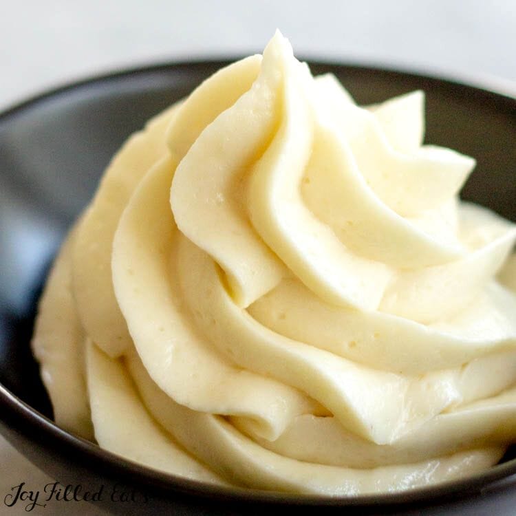 Delicious Keto Cream Cheese Frosting